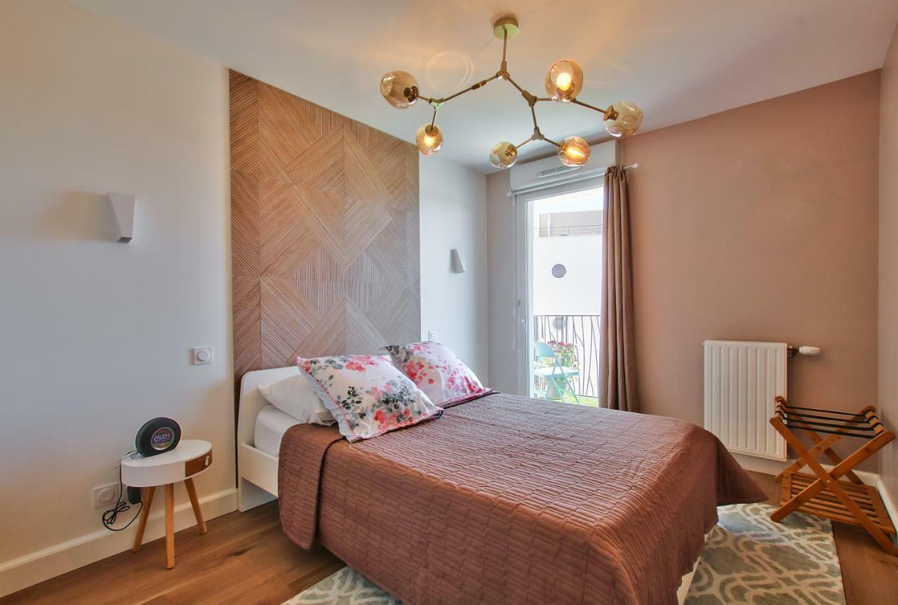 Appartamento Bedland Bailly-Romainvilliers Esterno foto